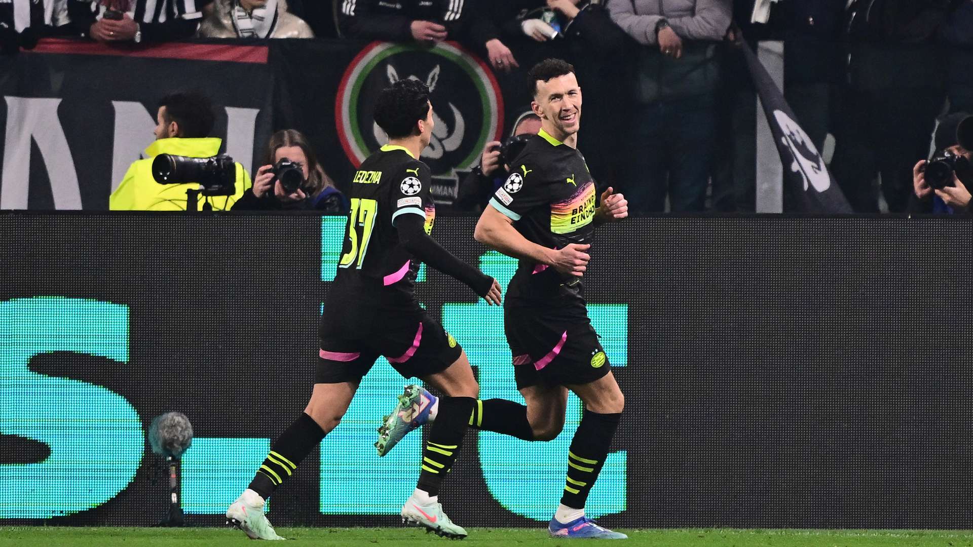 以求的明星 以求的明星